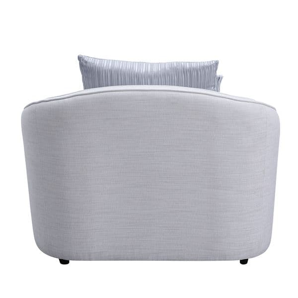 Chair W/2 Pillows 4