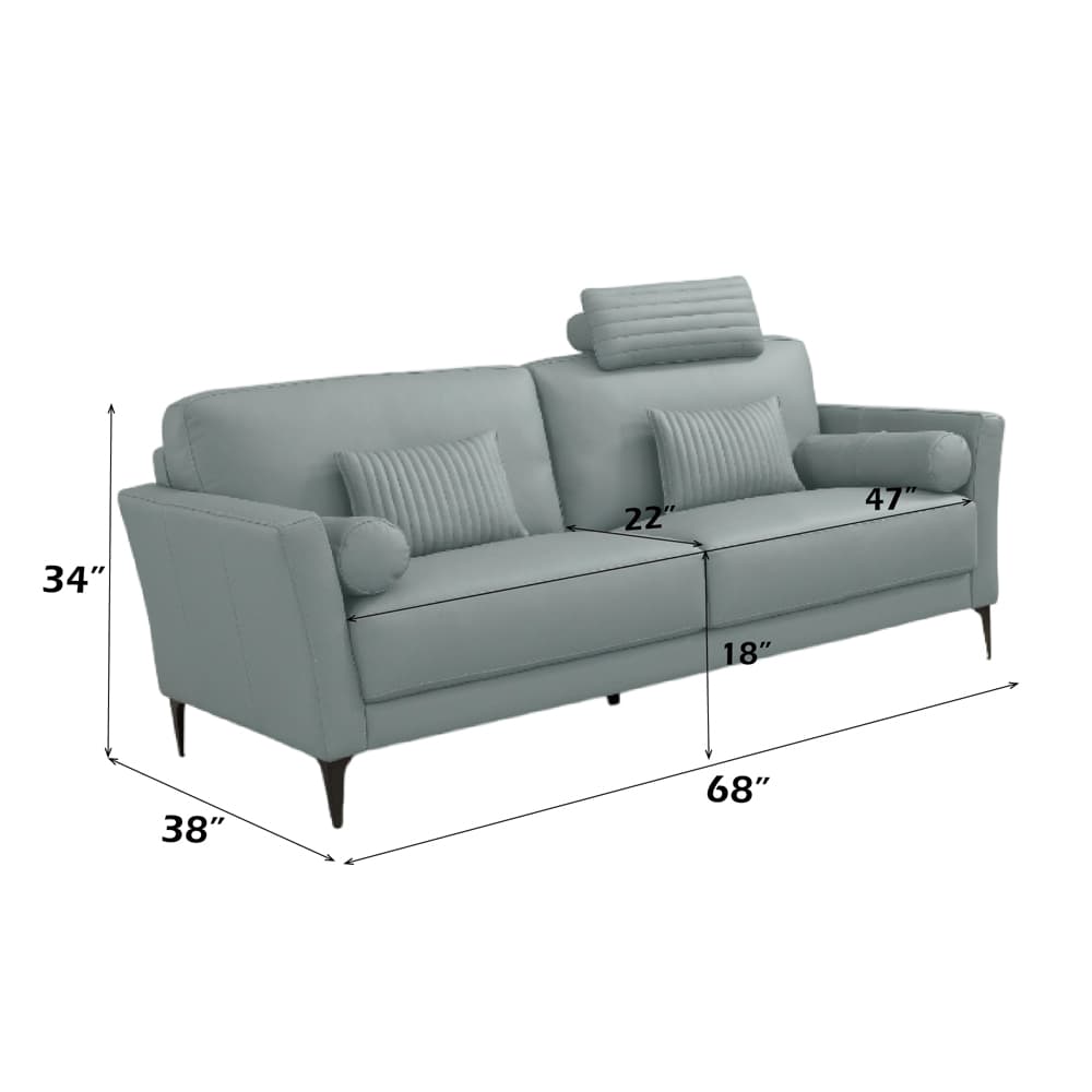 Loveseat W/5 Pillows 3