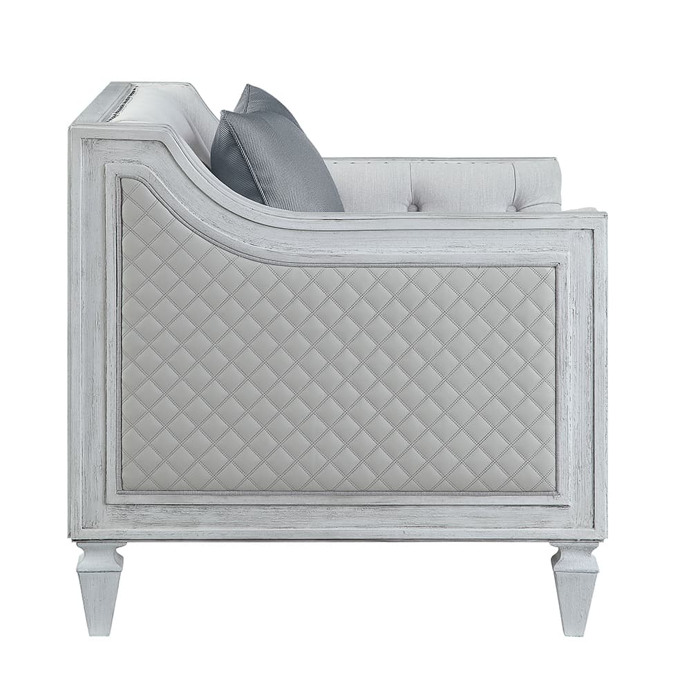 Chair W/Pillow 5