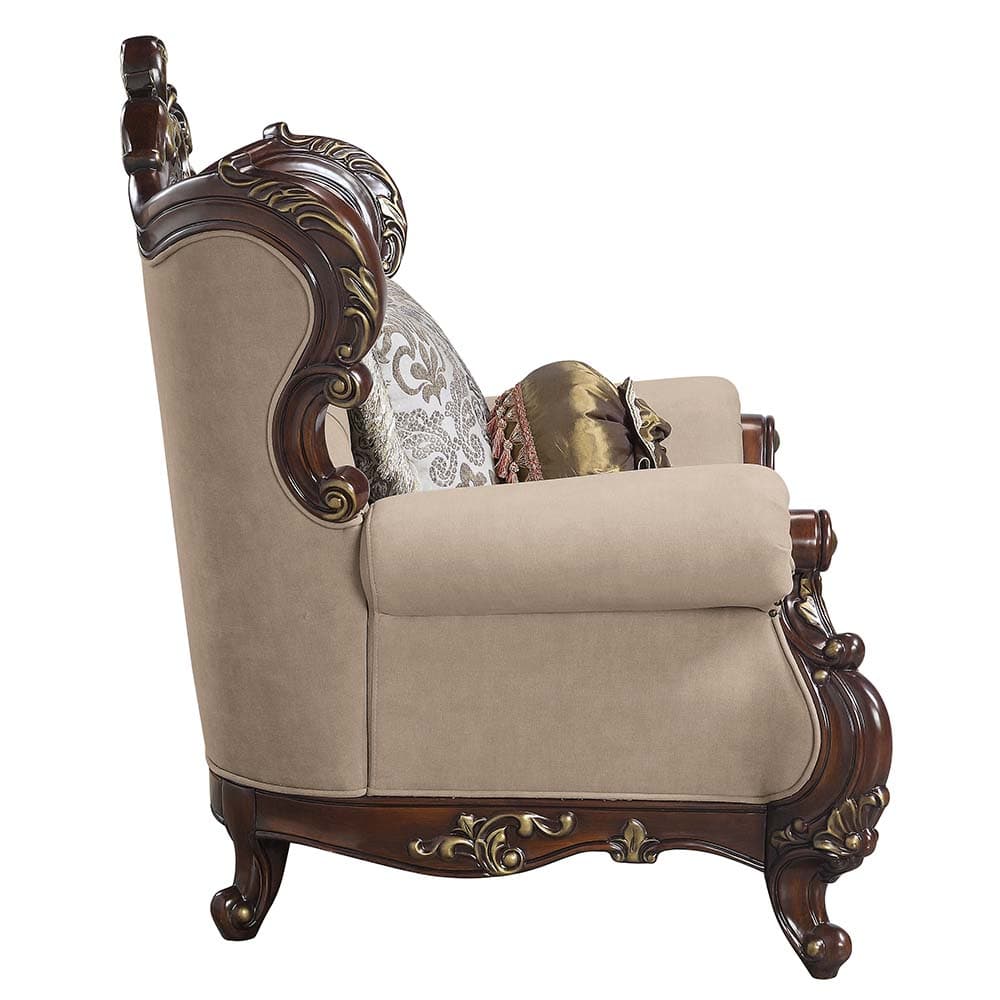 Loveseat W/5 Pillows 3