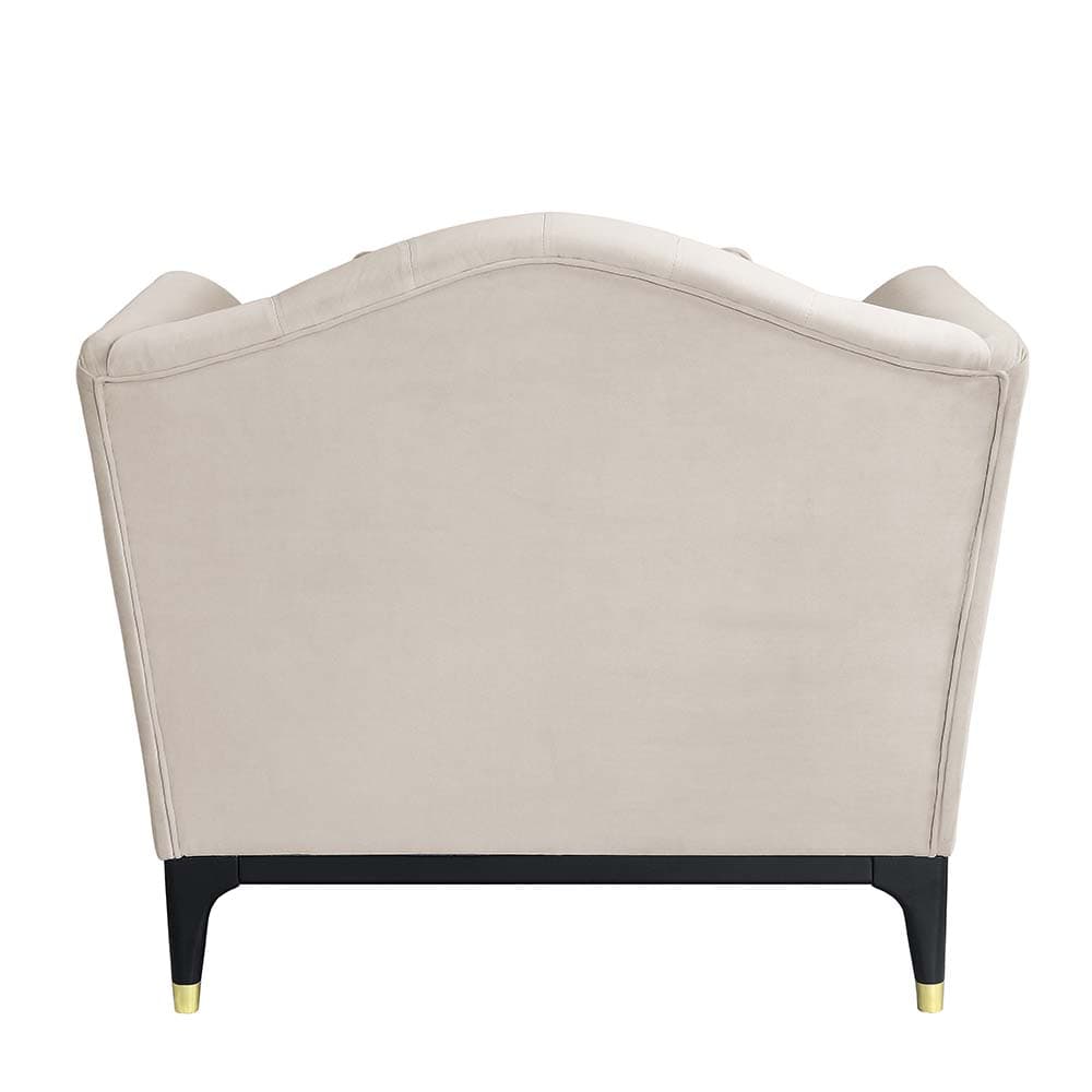 Chair W/2 Pillows 5