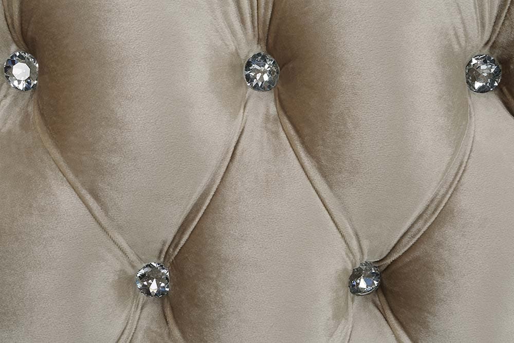 Loveseat W/5 Pillows 5