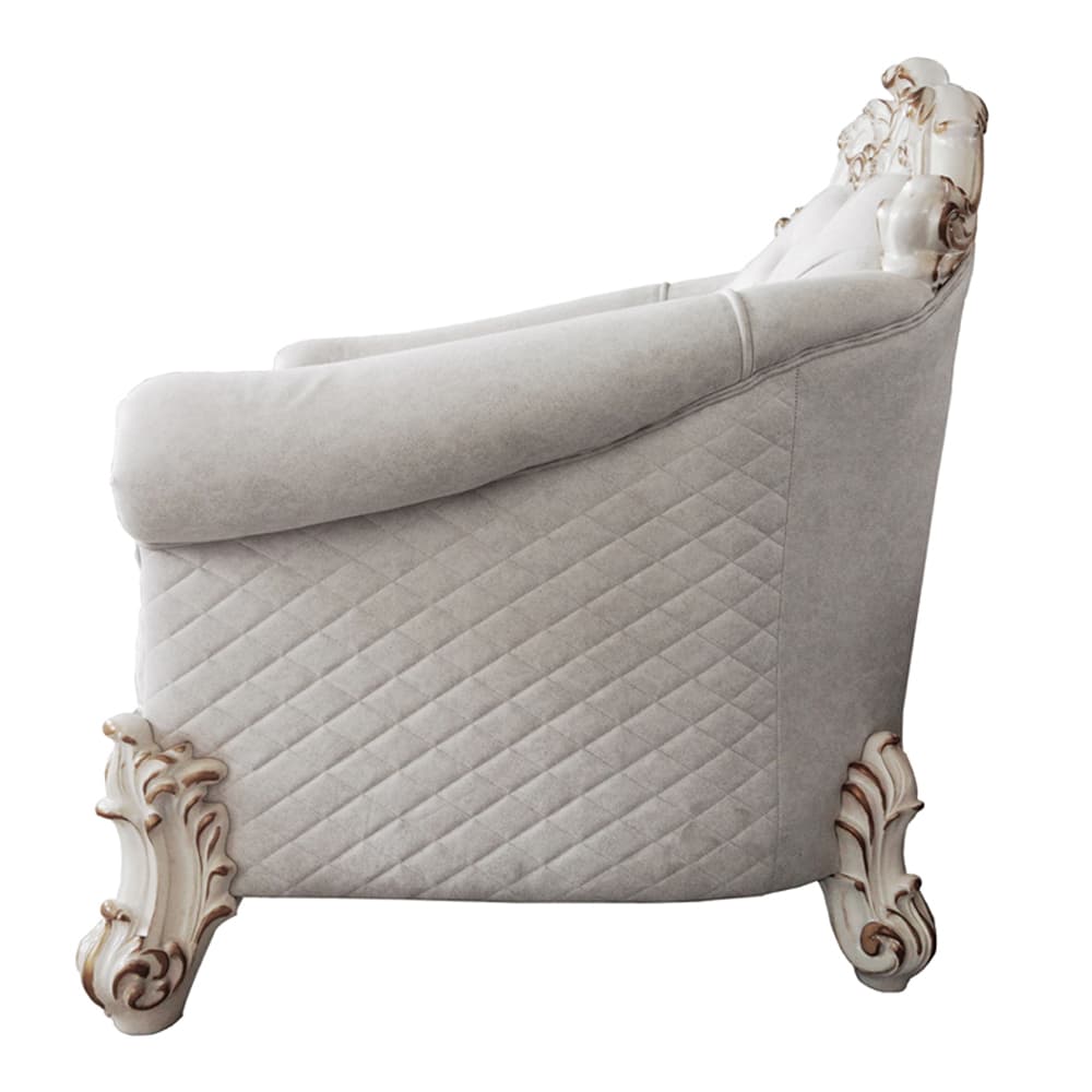 Chair W/2 Pillows 5