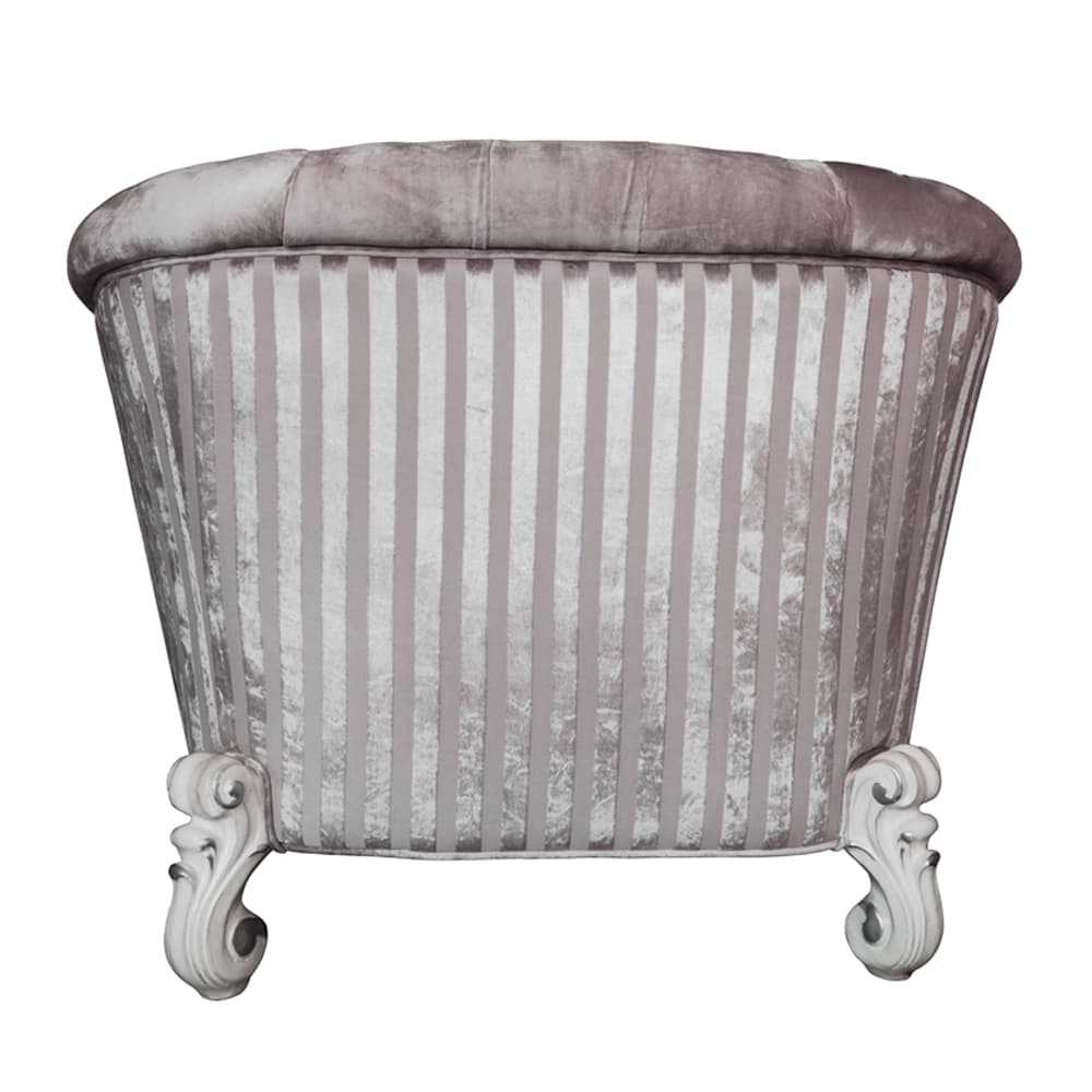 Chair W/2 Pillows 4