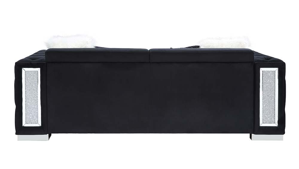 Sofa W/4 Pillows 4