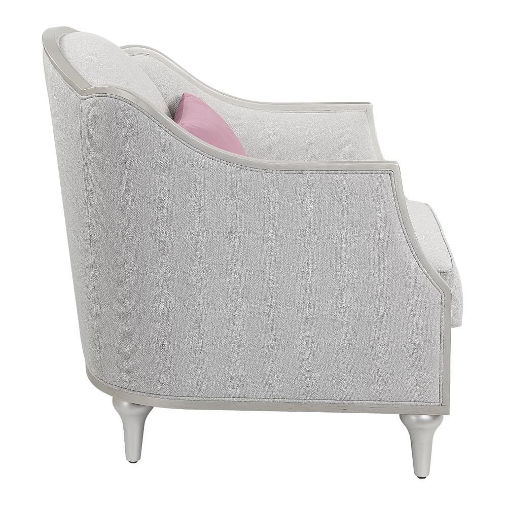 Chair W/Pillow 3