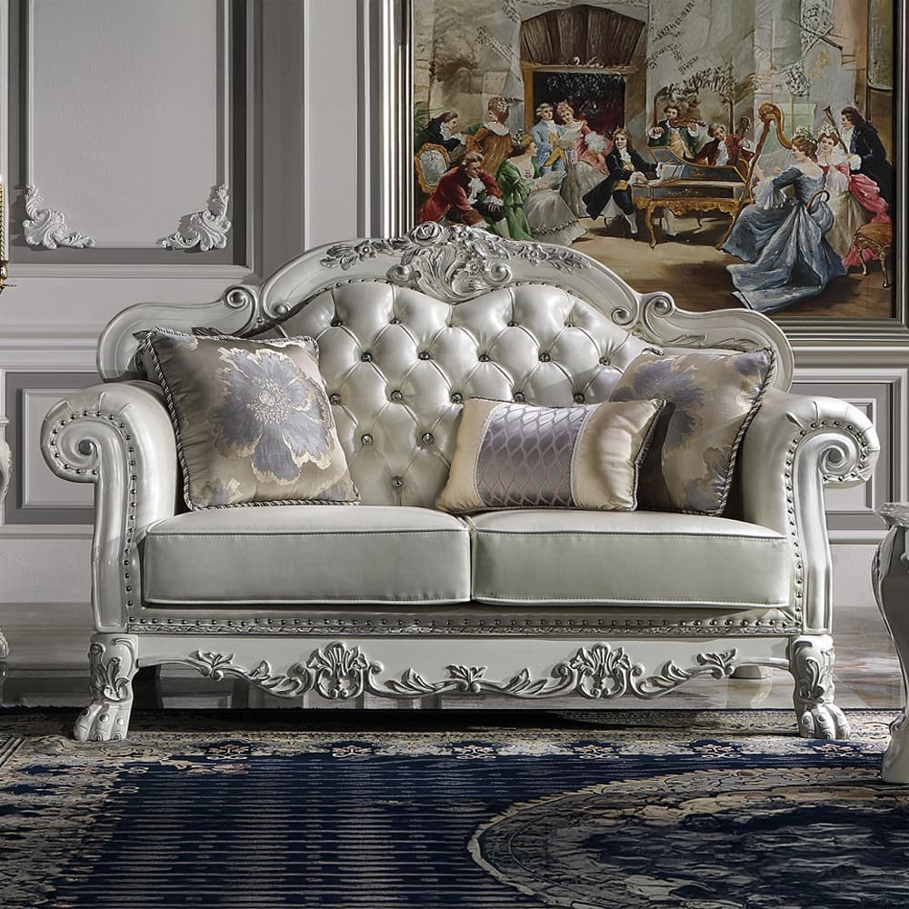 Loveseat W/3 Pillows 6