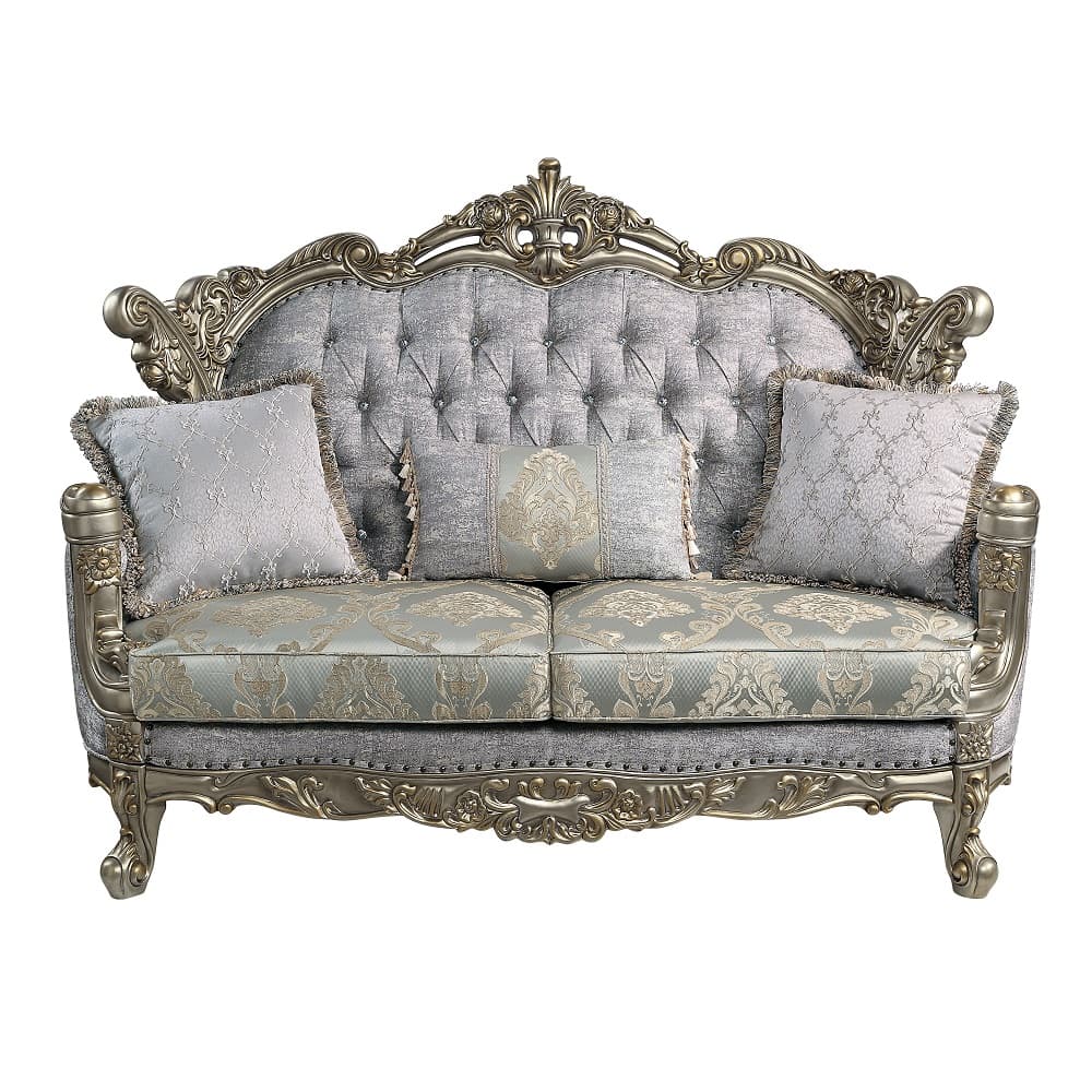 Loveseat W/3 Pillows 3