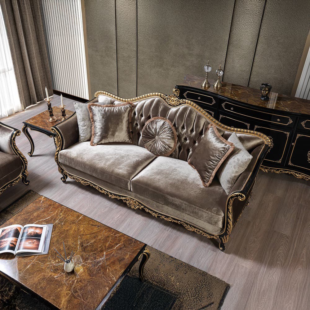 Sofa W/5 Pillows 4