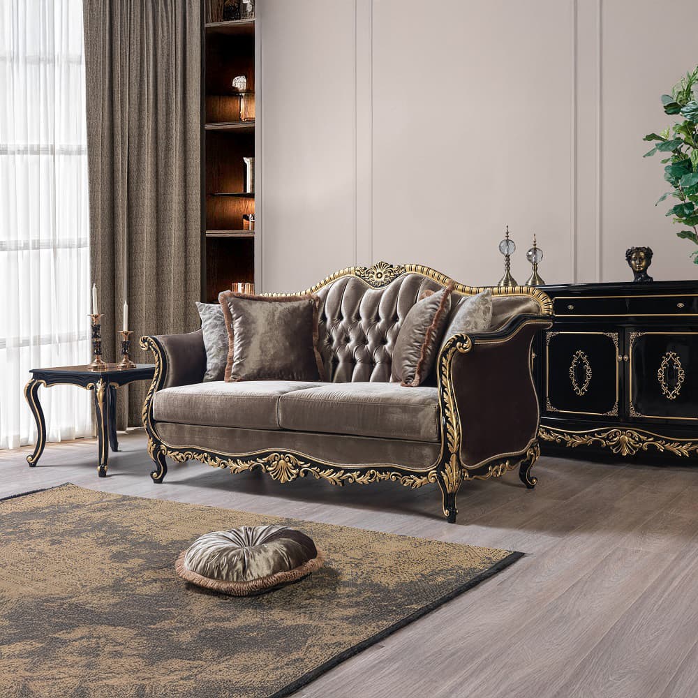 Loveseat W/4 Pillows 5