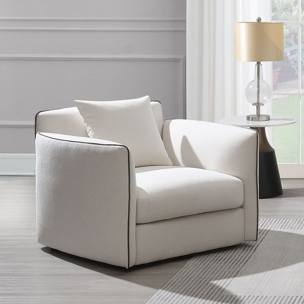 Chair W/Pillow