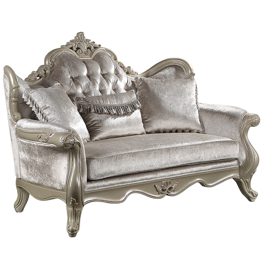 Loveseat W/3 Pillows 2