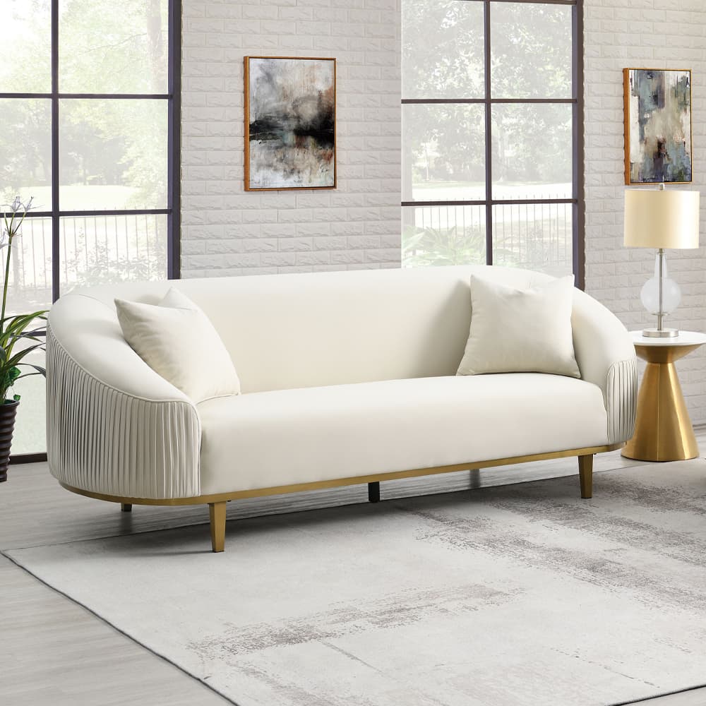 Sofa W/2 Pillows