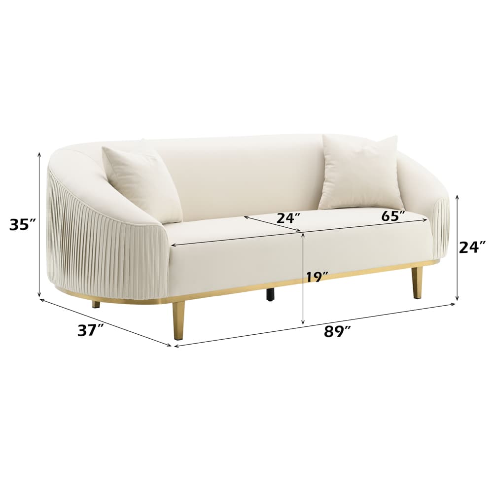 Sofa W/2 Pillows 10