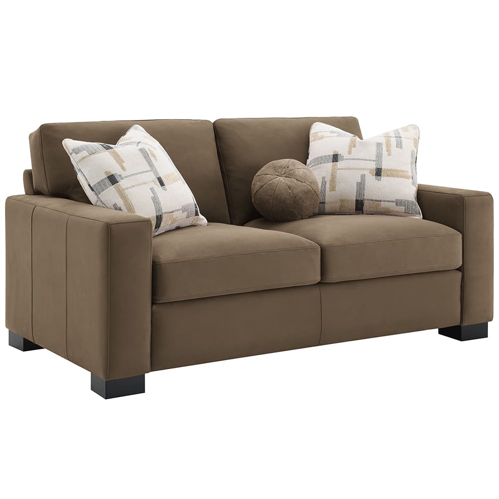 Loveseat W/3 Pillows 2