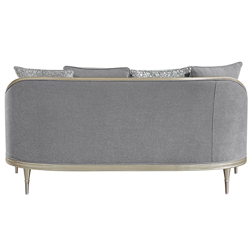 Loveseat W/4 Pillows 4