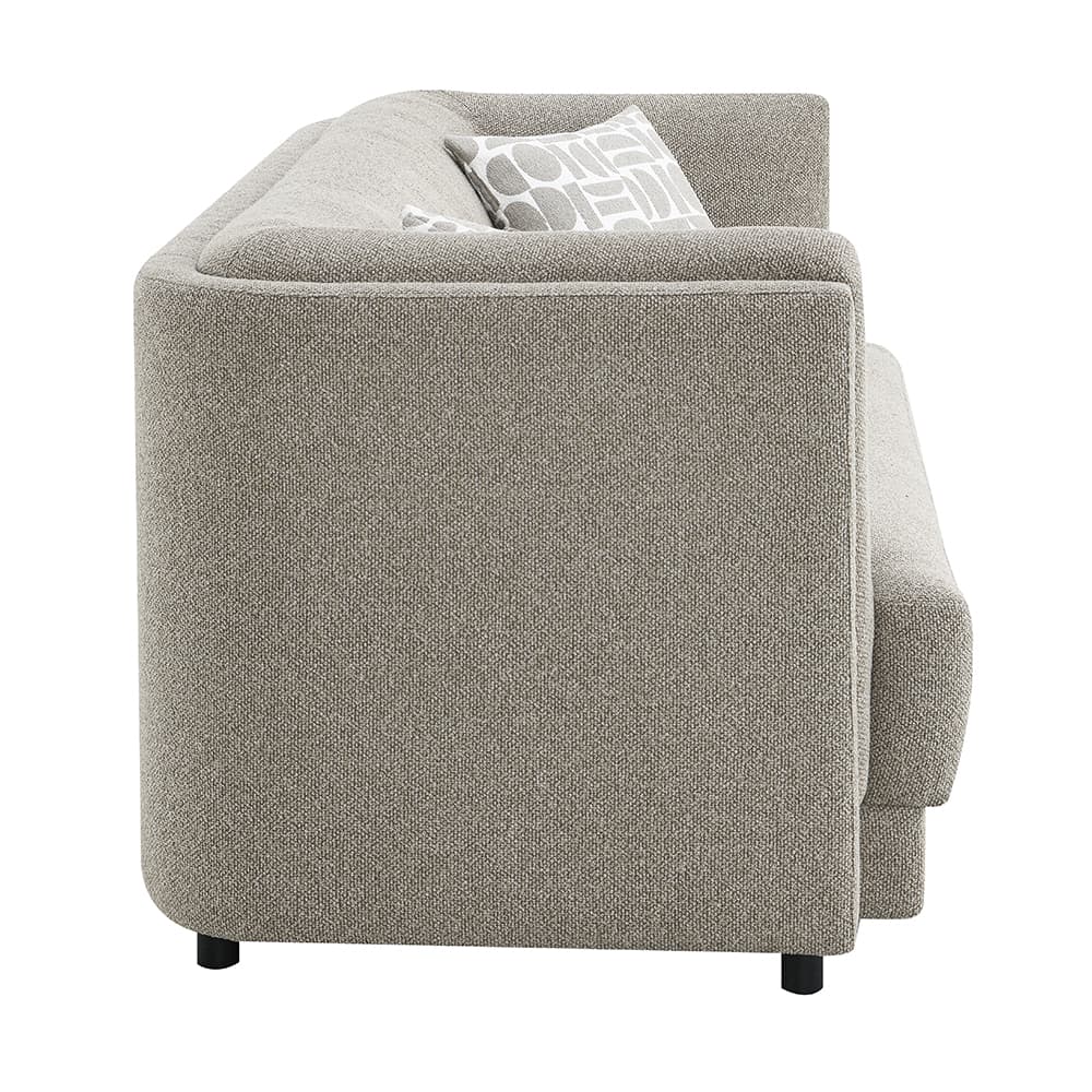 Sofa W/3 Pillows 4