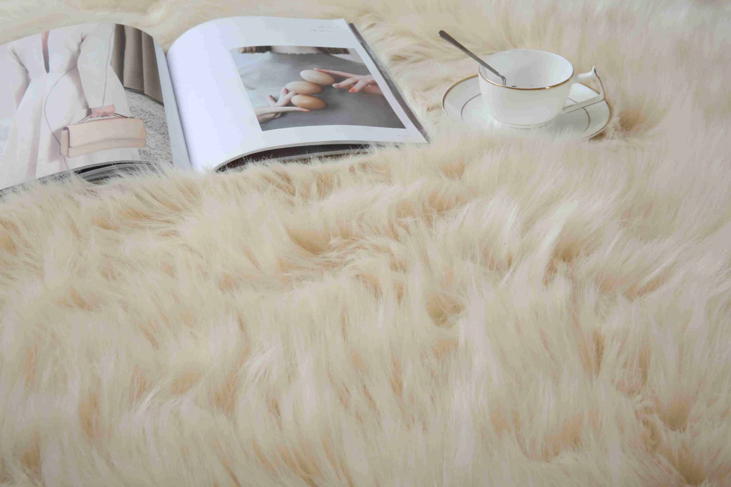 FAUX FUR Rug ROUND 3
